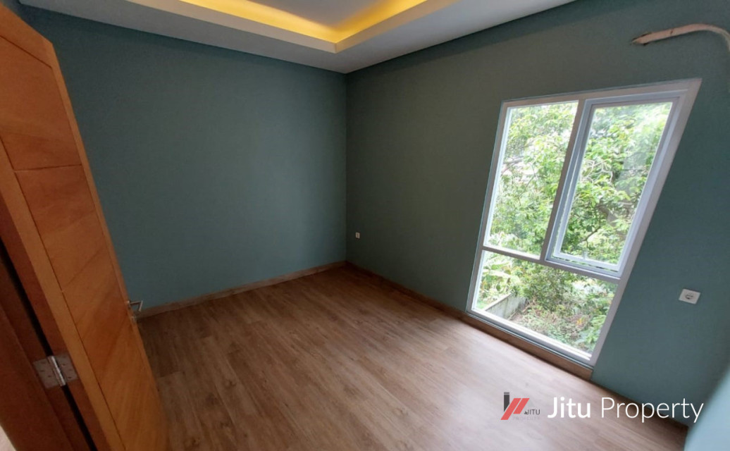 Dijual Rumah Alamanda Dago Permai Dekat Jalan Tubagus Ismail Bandung