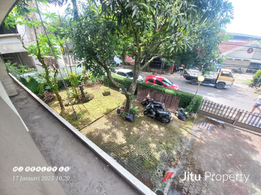 Rumah Hitung Tanah Sayap Dago Strategis Dekat Kampus ITB Bandung