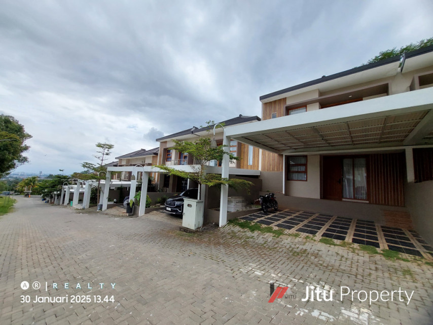 Rumah Bagus Murah Bali Garden City View Awiligar Dago Bandung