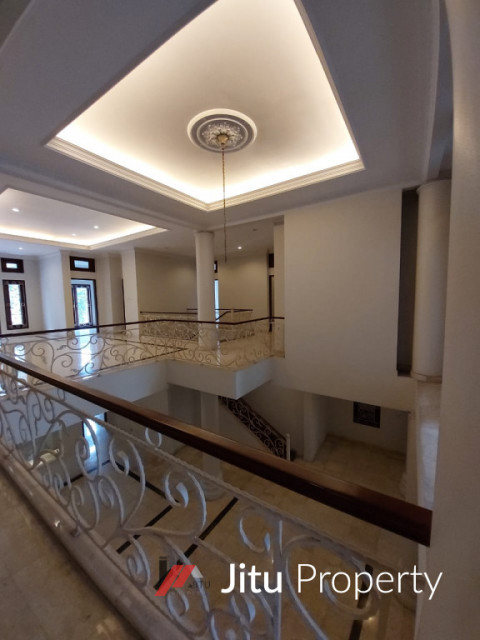 Dijual Rumah Jalan Darmawangsa X Jakarta Selatan Turun Harga 39M