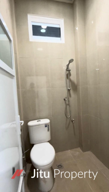 Dijual Rumah Asri dekat lapangan Golf Gadut kota Padang