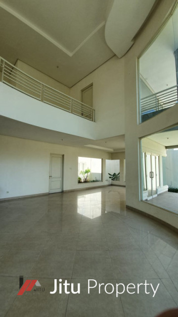 Rumah Minimalis Baru Gress Dian Istana Park Avenue