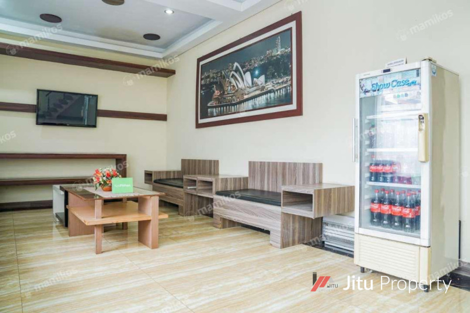 Rumah Kost Guest House Gayungsari Dekat Trans Icon Okupansi Full