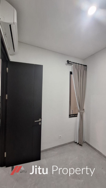 Disewakan Rumah Baru siap huni di Cluster VAZZA BINTARO