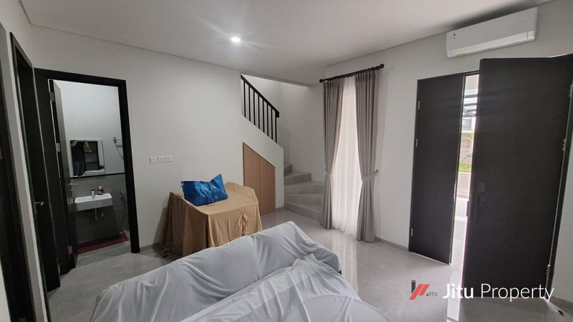 Disewakan Rumah Baru siap huni di Cluster VAZZA BINTARO