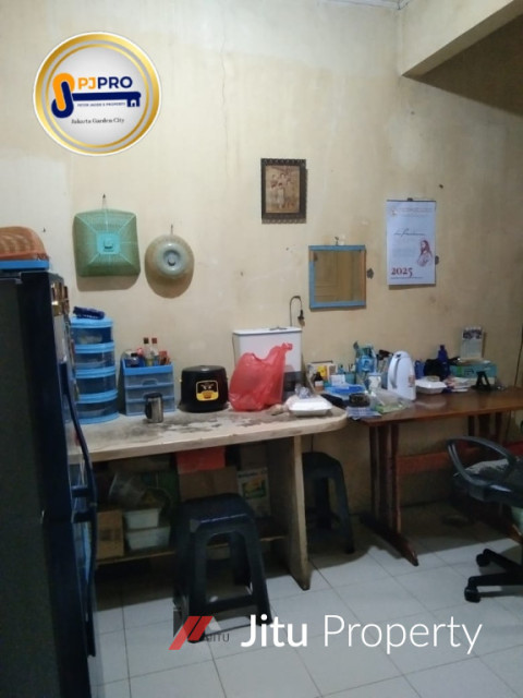 Dijual Rumah Dengan Harga Murah Area Bebas Banjir di Duta Bumi 1