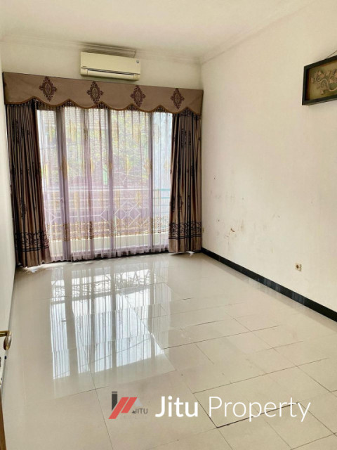 DIJUAL Rumah 2 Lantai Minimalis istimewa dekat LRT Harjamukti
