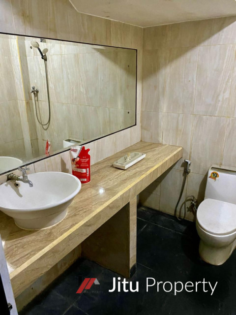 DIJUAL Rumah 2 Lantai Minimalis istimewa dekat LRT Harjamukti