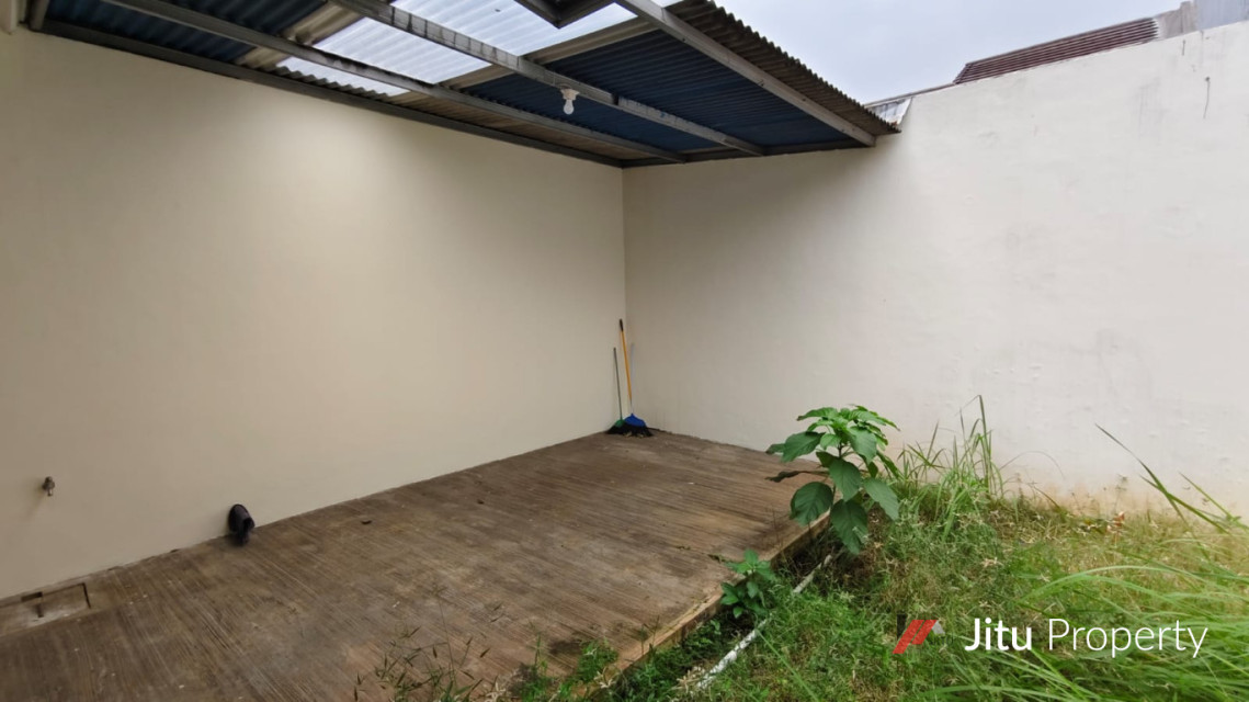 Rumah Cluster Bebas Banjir De Oranje Grand Wisata Bekasi