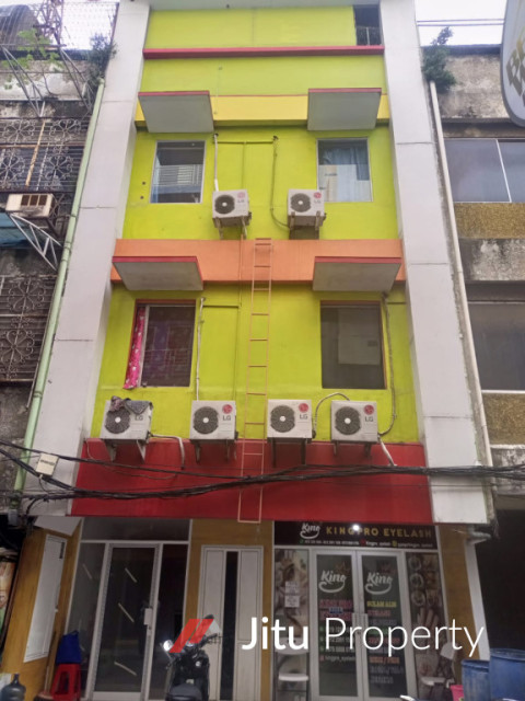 Dijual Ruko 4 1/2 Lantai Beserta Usaha yang Sudah Ada Penghasilannya