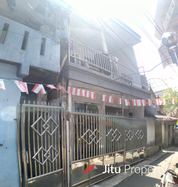 Dijual Rumah + Kosan Siap Huni di Raden Saleh II Jakarta Pusat