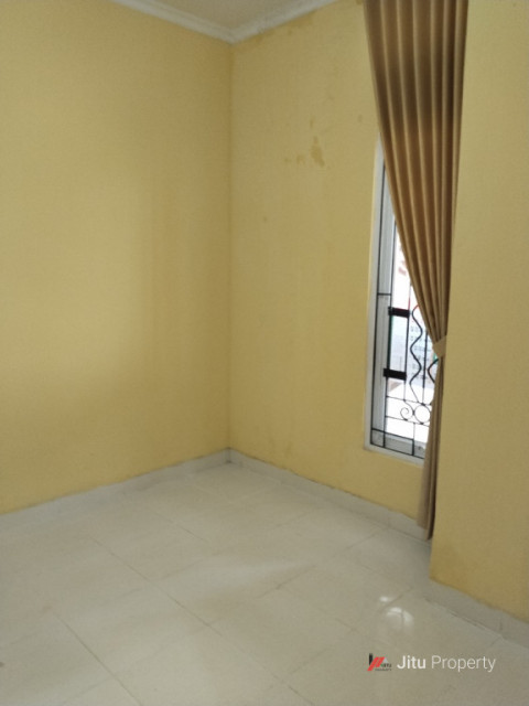 Disewakan Rumah di Grand Depok City Anggrek 2 blok H10-9 Depok