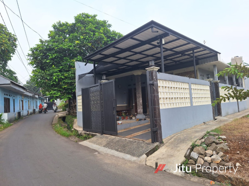 Dijual Rumah ± 5 menit dari Stasiun Cilebut Bogor siap huni furnished