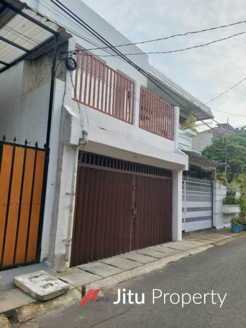 Dijual Rumah Bentuk Ruko Krukut Taman Sari Jakarta Barat