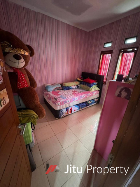 Dijual Cepat Rumah Bagus, Nyaman & Strategis 2 Lantai di Bogor