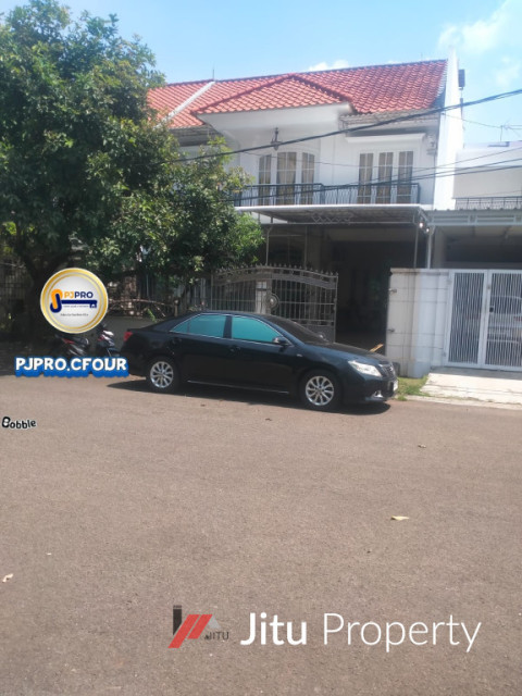 Dijual Rumah Bagus Asri di Harapan Indah Cluster Taman Puspa