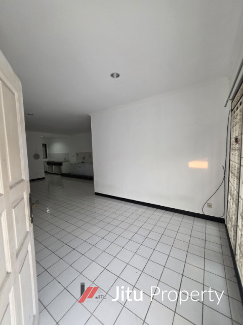 Disewakan Rumah komplek Lebak Bulus Cilandak Jakarta Selatan