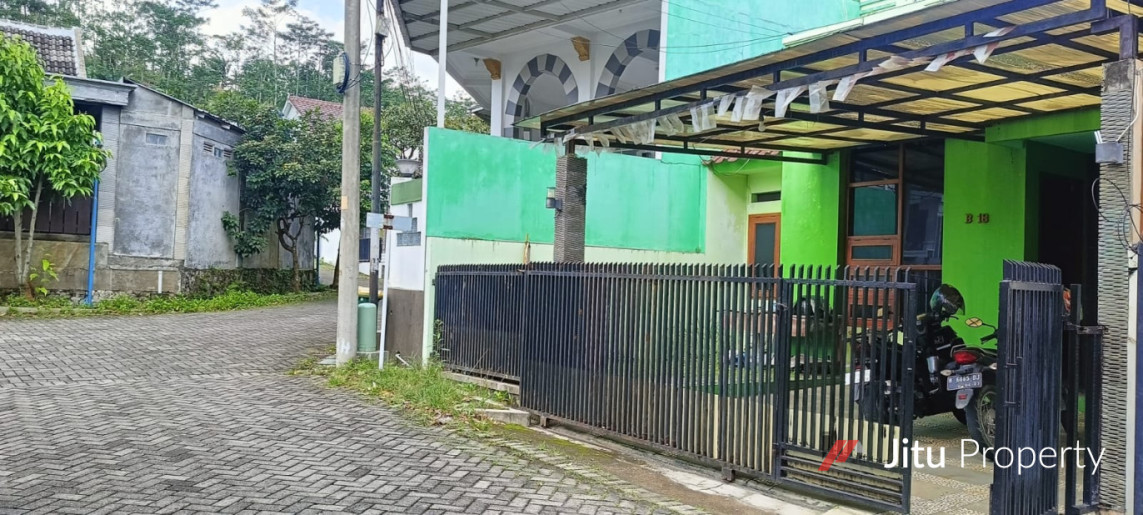 Dijual Rumah di Perumahan Mewah Daarra Ungaran Barat