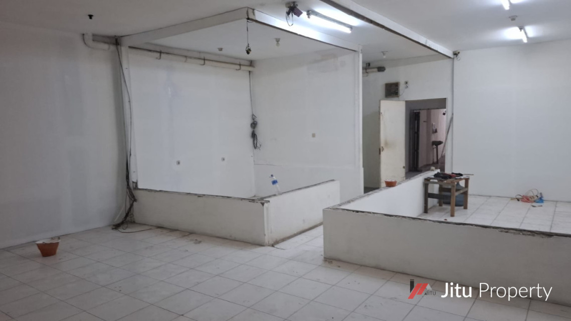 Ruko Jl Raya Jagalan Surabaya Pusat Kota Strategis Komersial