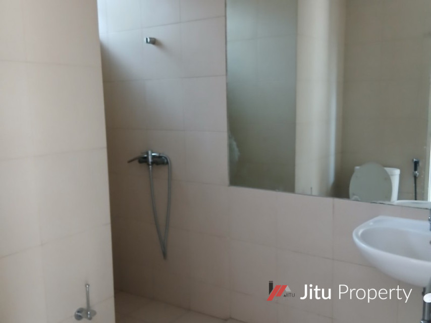Disewakan Rumah SiapHuni Furnished di Pakuwon Indah, Mansion, Surabaya
