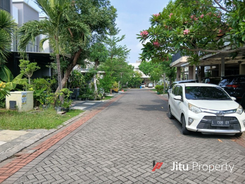 Disewakan Rumah SiapHuni Furnished di Pakuwon Indah, Mansion, Surabaya