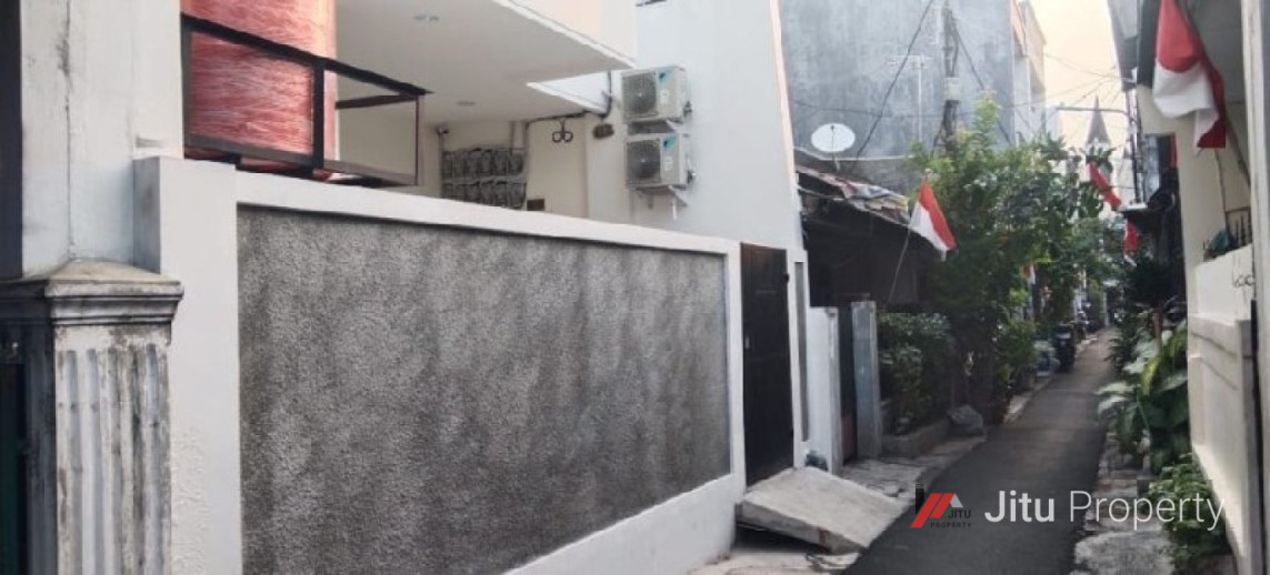 Rumah Kost Nyaman Tenang Bersih di Tanjung Duren, The Salax Res