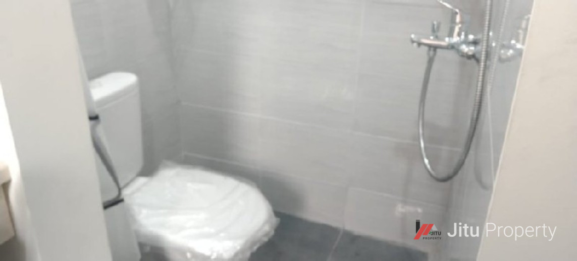 Rumah Kost Nyaman Tenang Bersih di Tanjung Duren, The Salax Res