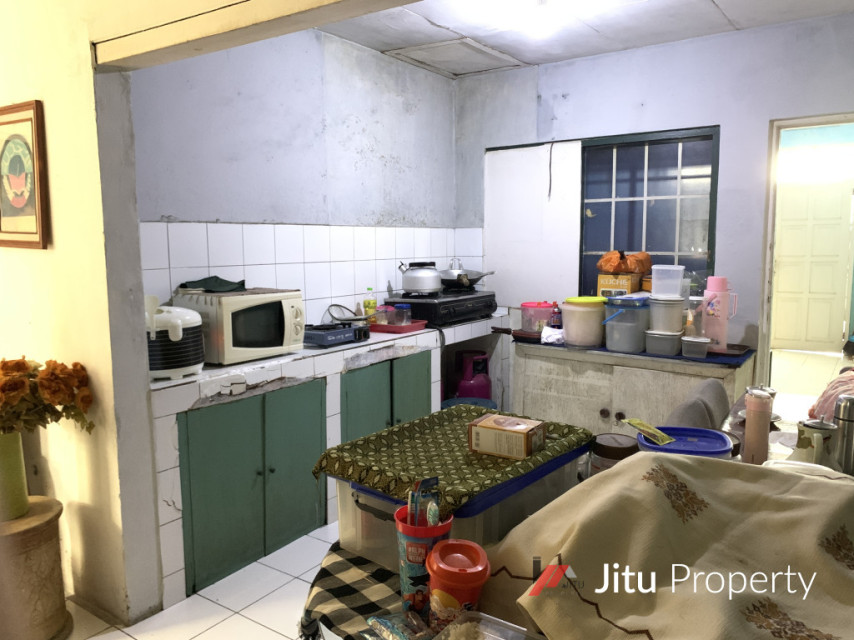Rumah Semi Furnished Daerah Sarijadi Dekat Ke Berbagai Fasilitas Umum