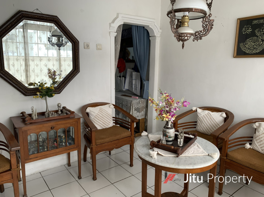 Rumah Semi Furnished Daerah Sarijadi Dekat Ke Berbagai Fasilitas Umum