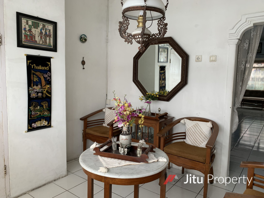 Rumah Semi Furnished Daerah Sarijadi Dekat Ke Berbagai Fasilitas Umum