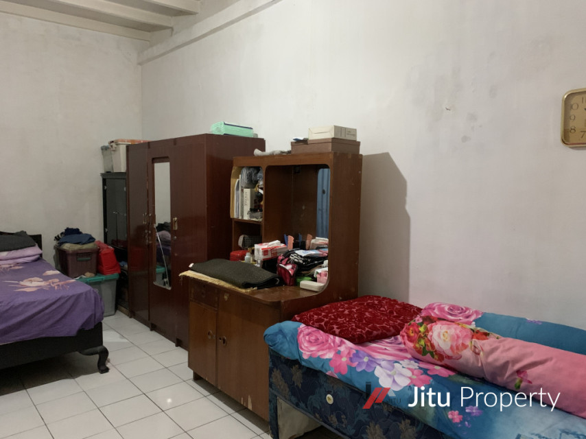 Rumah Semi Furnished Daerah Sarijadi Dekat Ke Berbagai Fasilitas Umum