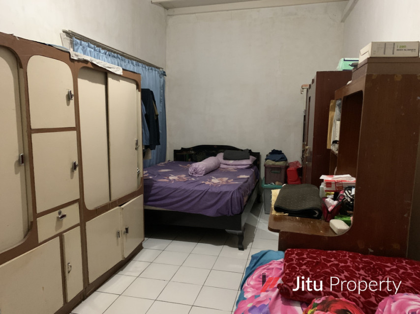 Rumah Semi Furnished Daerah Sarijadi Dekat Ke Berbagai Fasilitas Umum