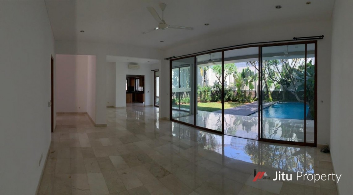 Dijual Rumah di Rempoa Komplek elite expatriat Tangerang Selatan