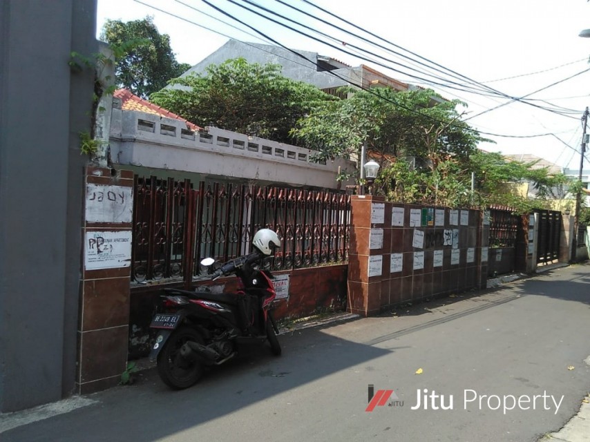 Dijual Rumah di Jl.Masjid Al Mabruk Jakarta Selatan