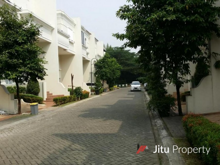 Rumah Dijual, Camden House Residence, Kembangan, Jakarta Barat