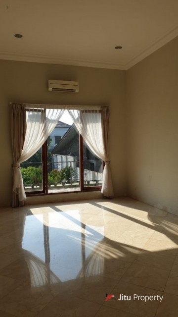 Dijual Rumah Bagus , Kemang Selatan Jakarta Selatan 