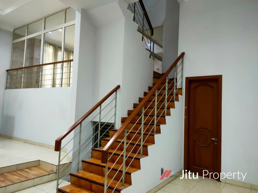 Dijual rumah mewah Pulau Ubi Raya,Taman Permata Buana Jakarta Barat