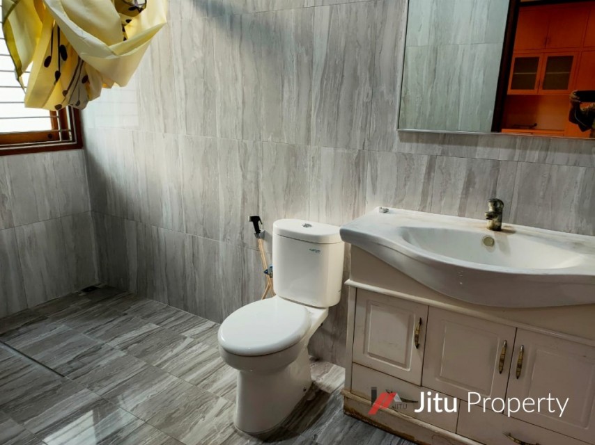 Dijual rumah mewah Pulau Ubi Raya,Taman Permata Buana Jakarta Barat