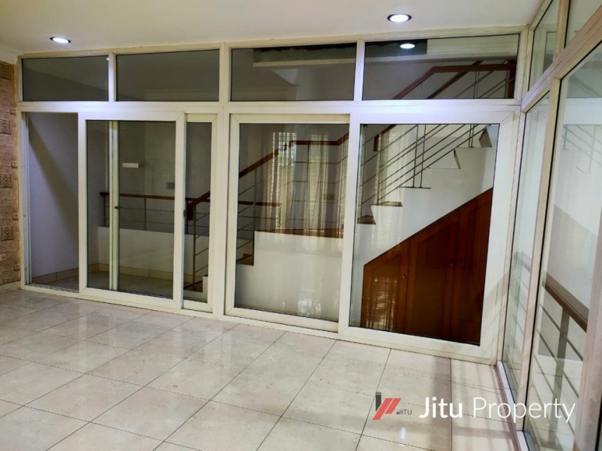Dijual rumah mewah Pulau Ubi Raya,Taman Permata Buana Jakarta Barat