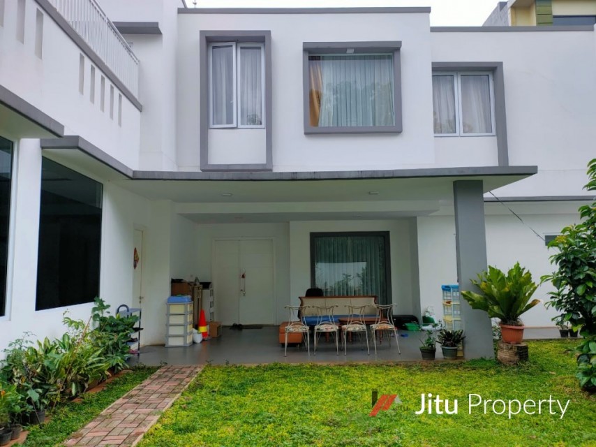 Dijual rumah di Villa Arteri Kebon Jeruk Jakarta Barat