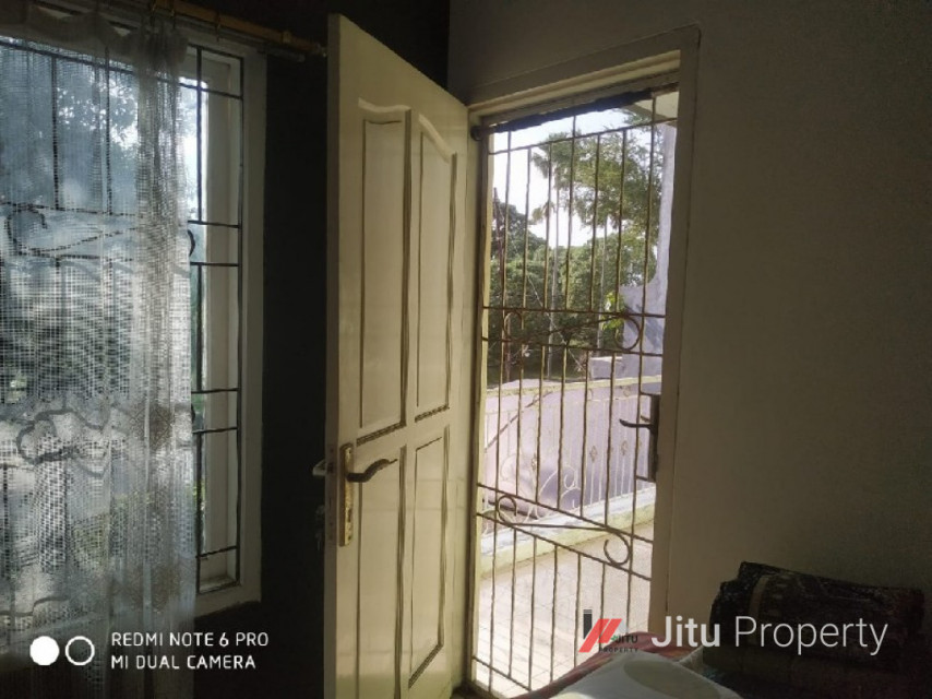 Dijual rumah di ciputat Jl. Jombang Baru tanggerang selatan