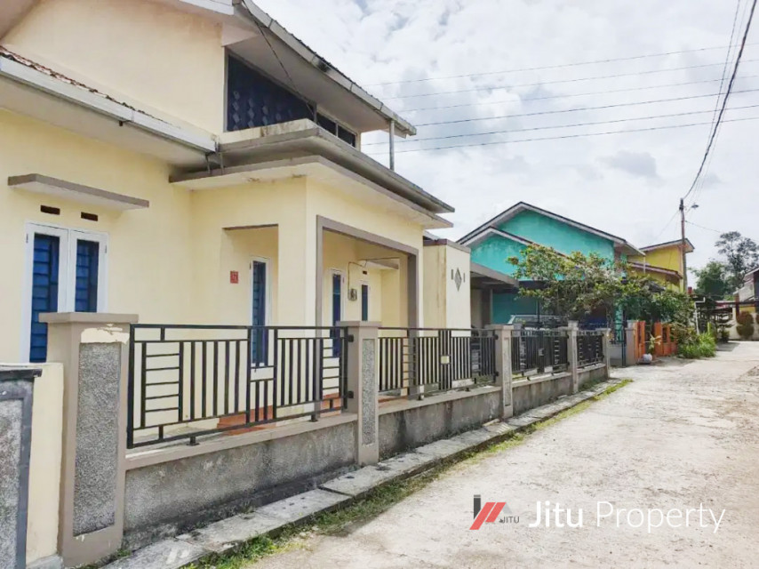 Rumah Dijual Murah Tanah Luas Lokasi Strategis Dekat Kota Bukittinggi