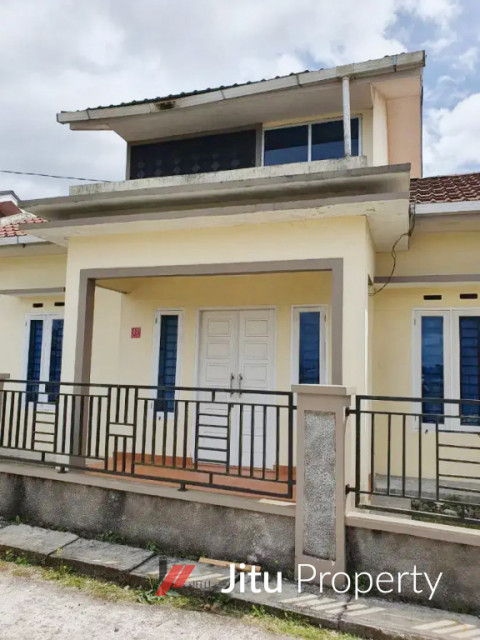 Rumah Dijual Murah Tanah Luas Lokasi Strategis Dekat Kota Bukittinggi