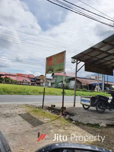 Rumah Dijual Murah Tanah Luas Lokasi Strategis Dekat Kota Bukittinggi