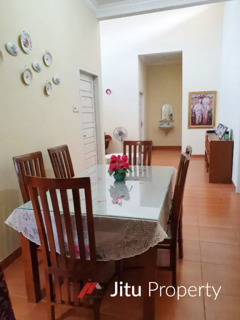 Rumah Dijual Murah Tanah Luas Lokasi Strategis Dekat Kota Bukittinggi