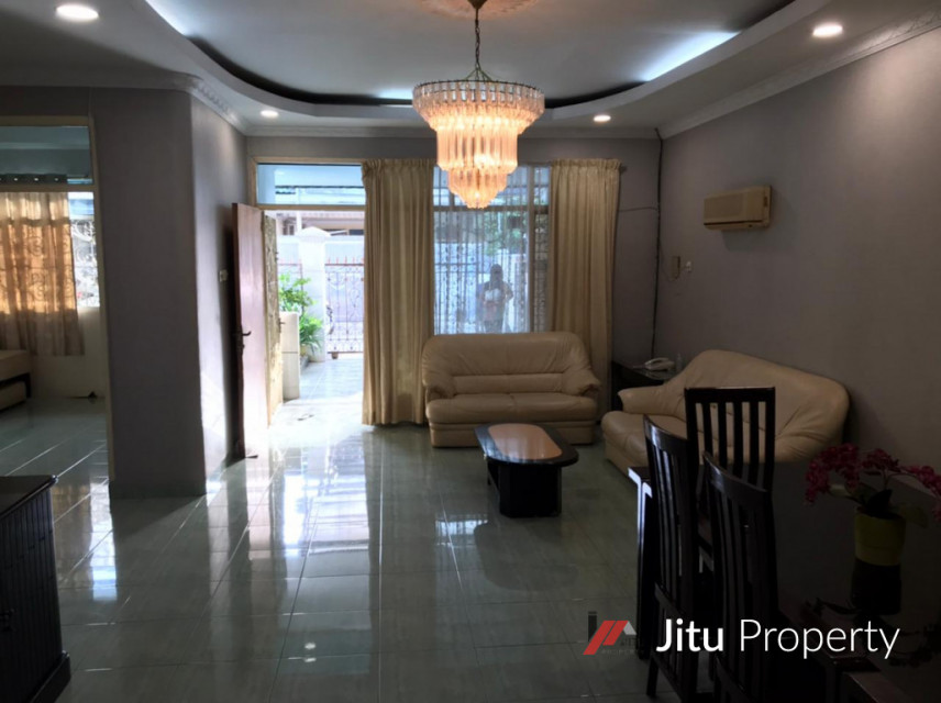 Dijual Rumah Muara Karang Blok V, Belakang Superindo