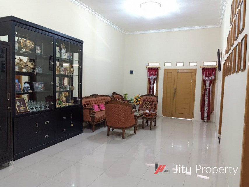 Rumah Dijual Siap Huni Strategis Dekat Pintu Tol Kukusan Beji Depok 