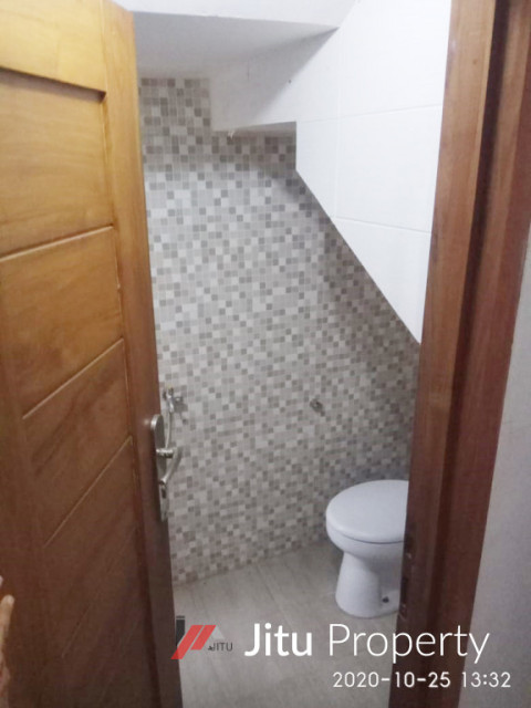 Dijual Rumah 2 Lantai Lokasi Strategis di Mustikajaya Bekasi Timur