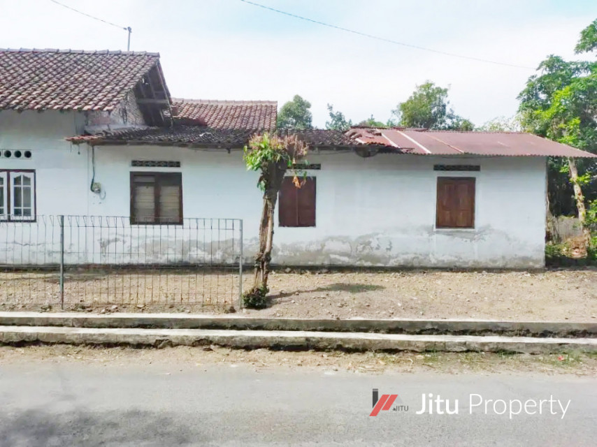 Rumah Dijual Posisi Hook Strategis Dekat Bandara Adisucipto Sleman