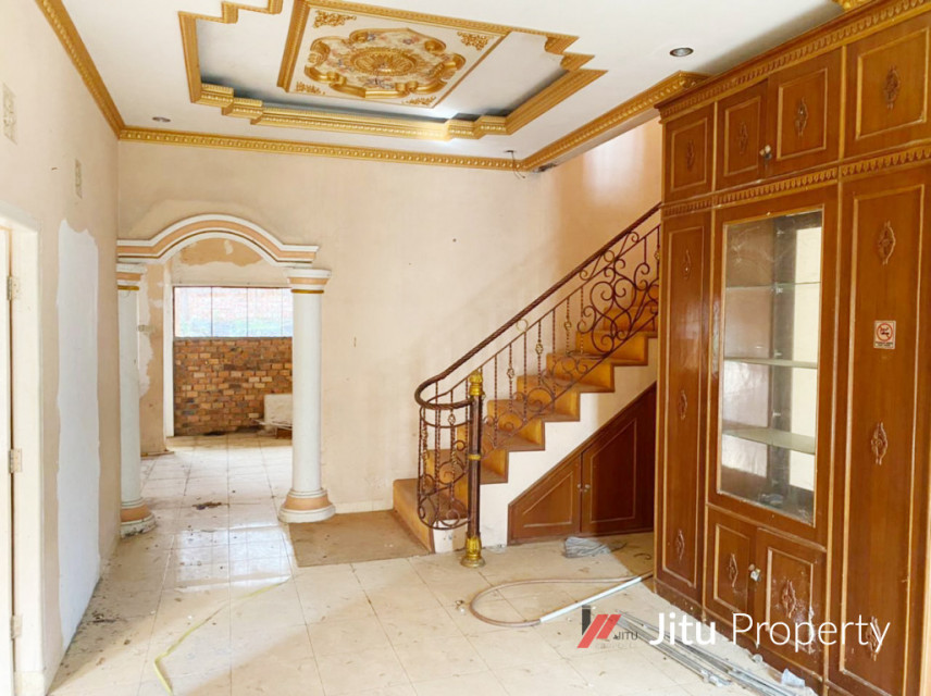 Rumah Dijual 2 Lantai Strategis di Perumahan OPI Jakabaring Banyu Asin